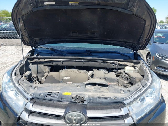 2018 Toyota Highlander Xle მანქანა იყიდება აუქციონზე, vin: 5TDJZRFHXJS538537, აუქციონის ნომერი: 44974537