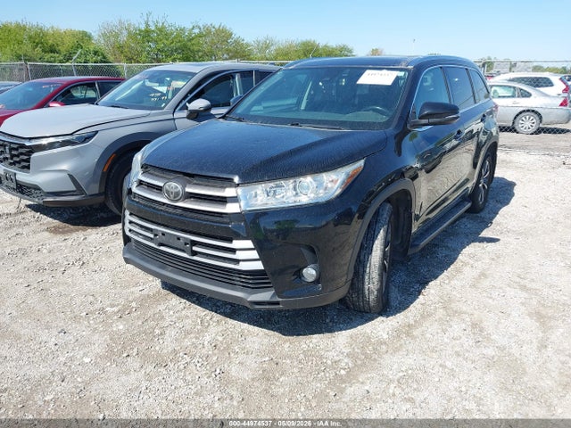 2018 Toyota Highlander Xle მანქანა იყიდება აუქციონზე, vin: 5TDJZRFHXJS538537, აუქციონის ნომერი: 44974537