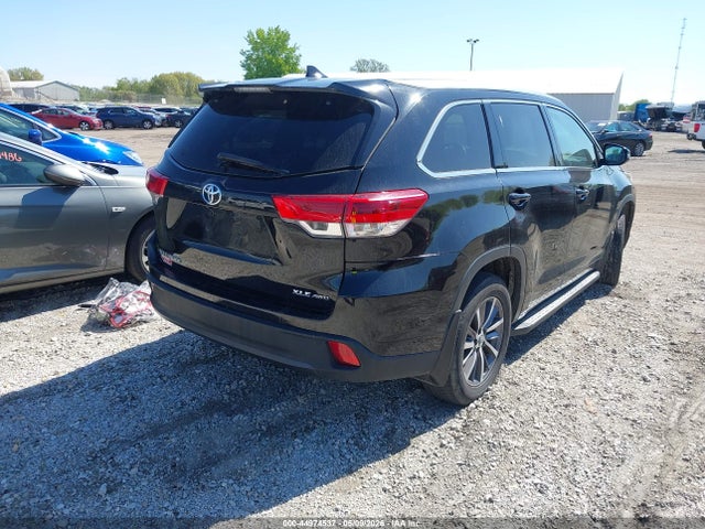 2018 Toyota Highlander Xle მანქანა იყიდება აუქციონზე, vin: 5TDJZRFHXJS538537, აუქციონის ნომერი: 44974537