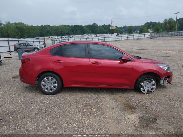 2021 Kia Rio S მანქანა იყიდება აუქციონზე, vin: 3KPA24AD3ME383047, აუქციონის ნომერი: 44974552
