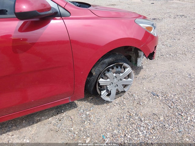 2021 Kia Rio S მანქანა იყიდება აუქციონზე, vin: 3KPA24AD3ME383047, აუქციონის ნომერი: 44974552