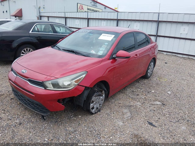 2021 Kia Rio S მანქანა იყიდება აუქციონზე, vin: 3KPA24AD3ME383047, აუქციონის ნომერი: 44974552