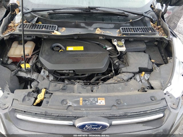 44974570 :رقم المزاد ، 1FMCU0GX5FUB42670 vin ، 2015 Ford Escape Se مزاد بيع