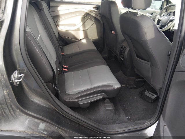 44974570 :رقم المزاد ، 1FMCU0GX5FUB42670 vin ، 2015 Ford Escape Se مزاد بيع