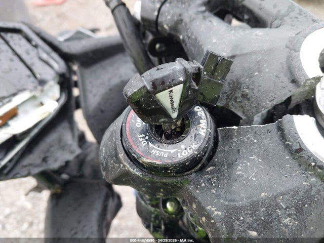 ML5ZXCS17SDA39462 Kawasaki Zx400 S