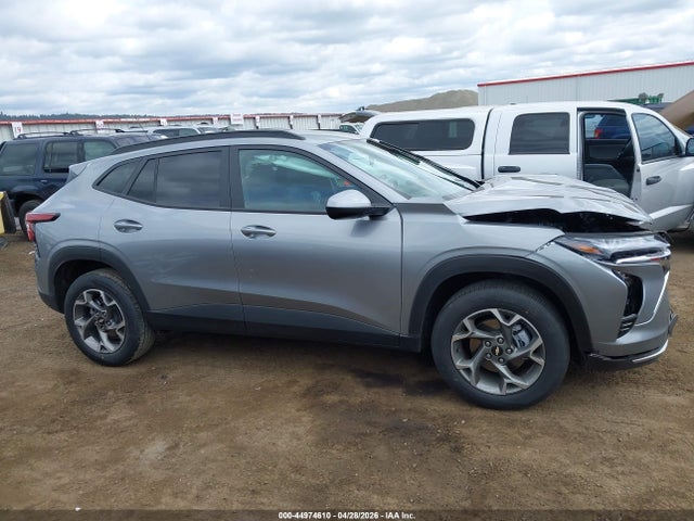 KL77LHEP8TC128898 Chevrolet Trax Fwd Lt