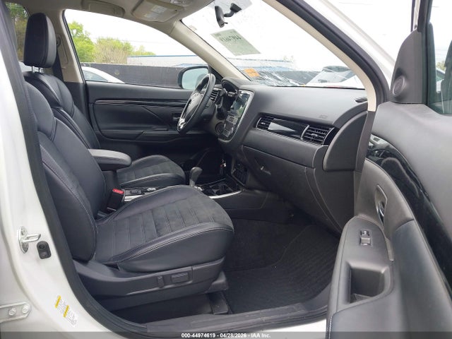 Продажа на аукционе авто 2019 Mitsubishi Outlander Se, vin: JA4AZ3A38KZ018825, номер лота: 44974619