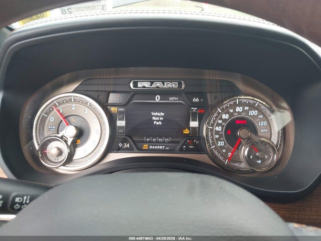 44974643 :رقم المزاد ، 1C6SRFKT8KN506438 vin ، 2019 Ram 1500 Longhorn  4x4 5'7 Box مزاد بيع