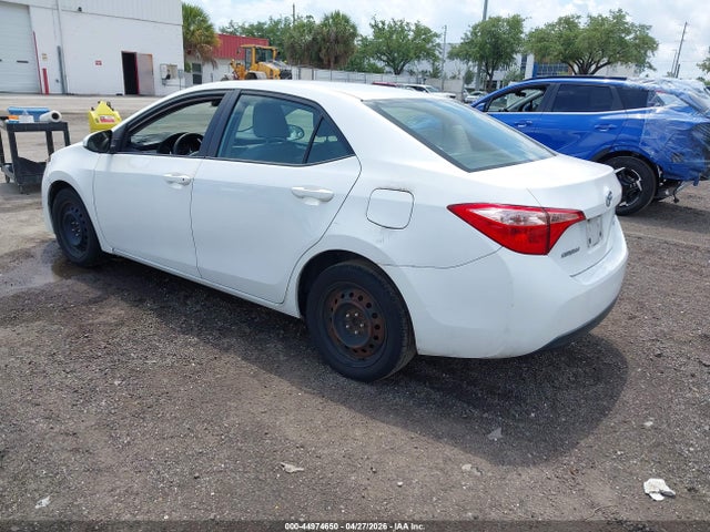 2017 Toyota Corolla Le მანქანა იყიდება აუქციონზე, vin: 5YFBURHE4HP700008, აუქციონის ნომერი: 44974650