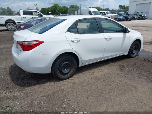 2017 Toyota Corolla Le მანქანა იყიდება აუქციონზე, vin: 5YFBURHE4HP700008, აუქციონის ნომერი: 44974650