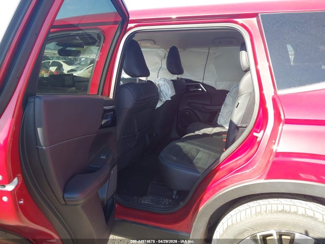 JA4J3VA8XSZ036235 Mitsubishi Outlander Se 2.5 2wd