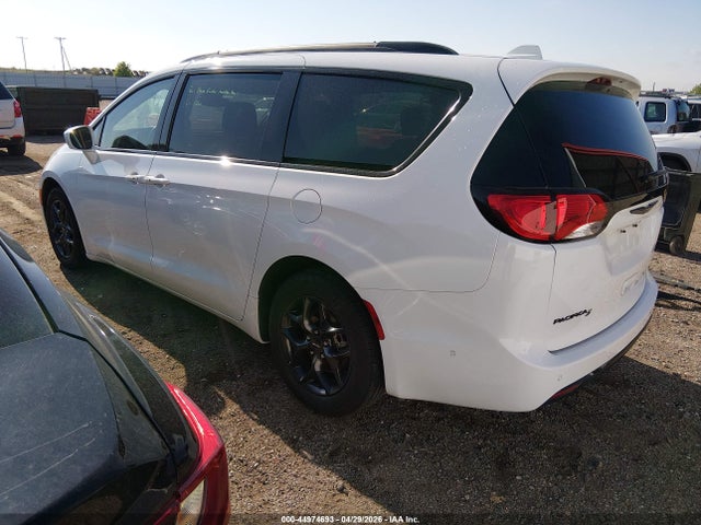 2020 Chrysler Pacifica Touring L Plus მანქანა იყიდება აუქციონზე, vin: 2C4RC1EG0LR233140, აუქციონის ნომერი: 44974693