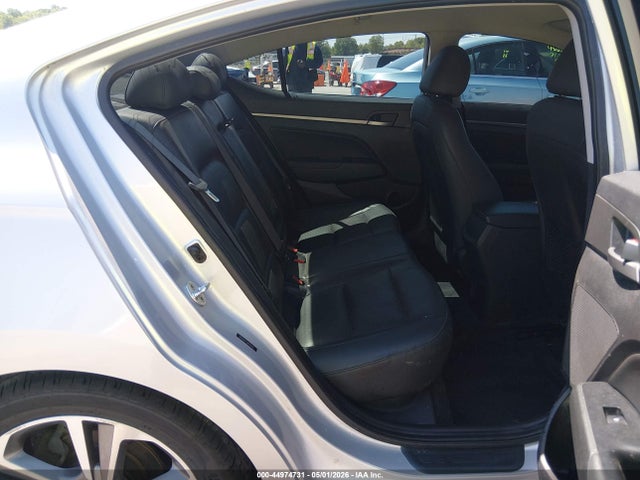 2018 Hyundai Elantra Limited მანქანა იყიდება აუქციონზე, vin: 5NPD84LFXJH289782, აუქციონის ნომერი: 44974731