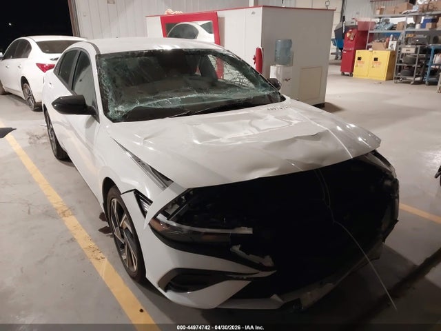 2025 Hyundai Elantra Sel Sport მანქანა იყიდება აუქციონზე, vin: KMHLM4DG9SU932432, აუქციონის ნომერი: 44974742