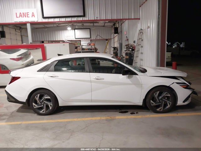 2025 Hyundai Elantra Sel Sport მანქანა იყიდება აუქციონზე, vin: KMHLM4DG9SU932432, აუქციონის ნომერი: 44974742