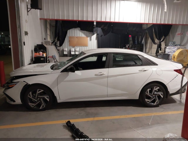 2025 Hyundai Elantra Sel Sport მანქანა იყიდება აუქციონზე, vin: KMHLM4DG9SU932432, აუქციონის ნომერი: 44974742