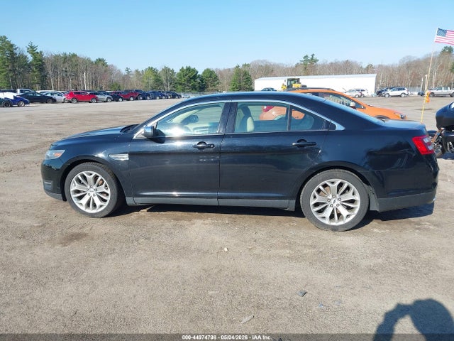 Ford Taurus Limited 2018 1FAHP2F87JG114972 Image 14