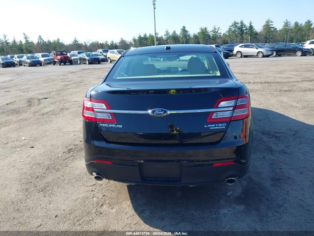 Ford Taurus Limited 2018 1FAHP2F87JG114972 Image 16