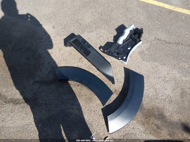 44974802 :رقم المزاد ، 3MVDMBCL9NM401573 vin ، 2022 Mazda Cx-30 Carbon Edition مزاد بيع
