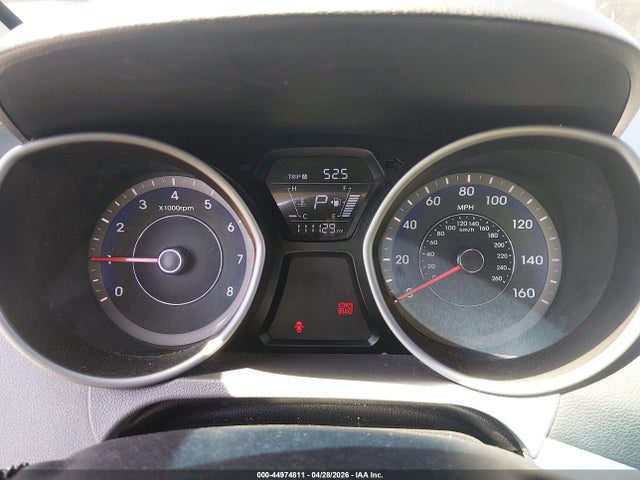 KMHDH4AE1GU606725 Hyundai ELANTRA SE