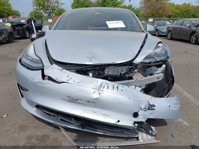 2018 Tesla Model 3 Long Range/mid Range მანქანა იყიდება აუქციონზე, vin: 5YJ3E1EA4JF048531, აუქციონის ნომერი: 44974894