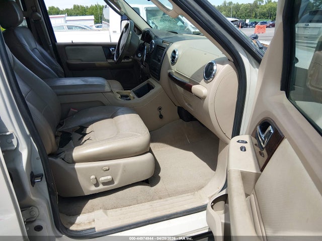 44974944 :رقم المزاد ، 1FMFU20596LA82609 vin ، 2006 Ford Expedition Limited مزاد بيع