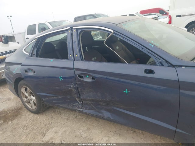 44974961 :رقم المزاد ، 5NPEG4JA9NH147993 vin ، 2022 Hyundai Sonata Se مزاد بيع