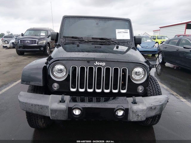 2018 Jeep Wrangler Jk Unlimited Sahara 4x4 მანქანა იყიდება აუქციონზე, vin: 1C4HJWEG2JL927784, აუქციონის ნომერი: 44975000