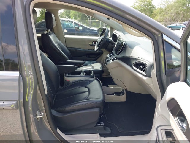 44975001 :رقم المزاد ، 2C4RC1L79PR583939 vin ، 2023 Chrysler Pacifica Hybrid Touring L مزاد بيع