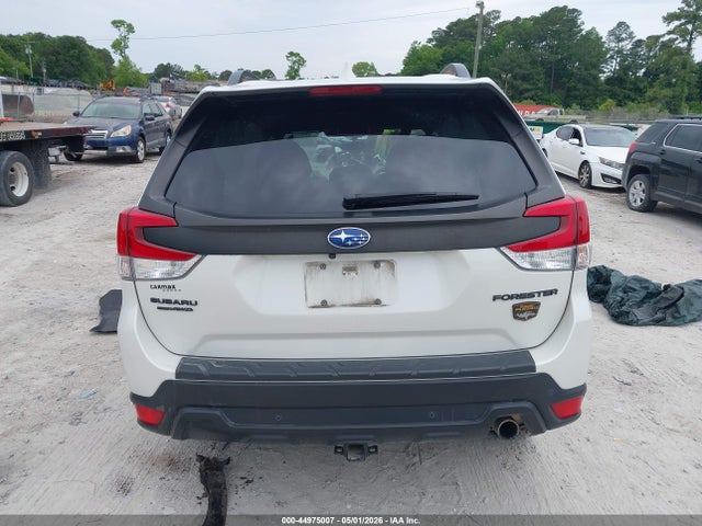 44975007 :رقم المزاد ، JF2SKAMC8NH439759 vin ، 2022 Subaru Forester Wilderness مزاد بيع