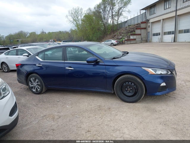 44975032 :رقم المزاد ، 1N4BL4BV5MN394769 vin ، 2021 Nissan Altima S Fwd مزاد بيع