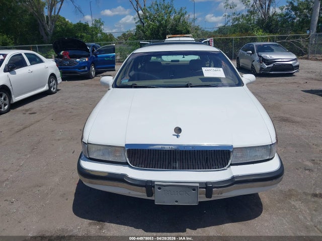 1996 Buick Roadmaster Limited მანქანა იყიდება აუქციონზე, vin: 1G4BR82P6TR408022, აუქციონის ნომერი: 44975053