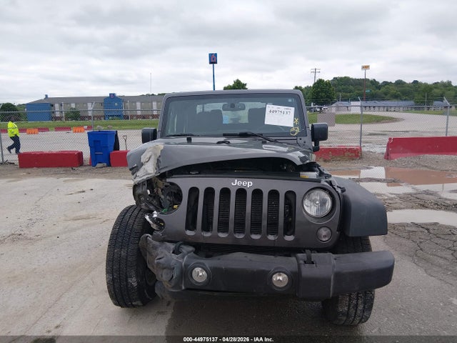 2017 Jeep Wrangler Sport 4x4 მანქანა იყიდება აუქციონზე, vin: 1C4AJWAG5HL557349, აუქციონის ნომერი: 44975137