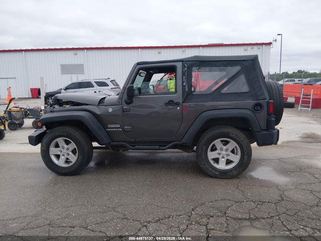 2017 Jeep Wrangler Sport 4x4 მანქანა იყიდება აუქციონზე, vin: 1C4AJWAG5HL557349, აუქციონის ნომერი: 44975137