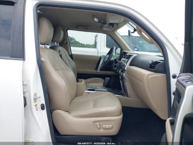 44975171 :رقم المزاد ، JTEZU5JR3D5061725 vin ، 2013 Toyota 4runner Sr5 مزاد بيع