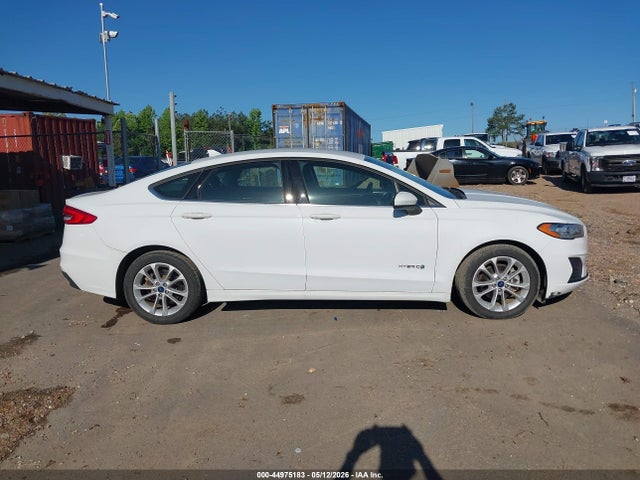 3FA6P0LUXKR274626 Ford Fusion Hybrid Se