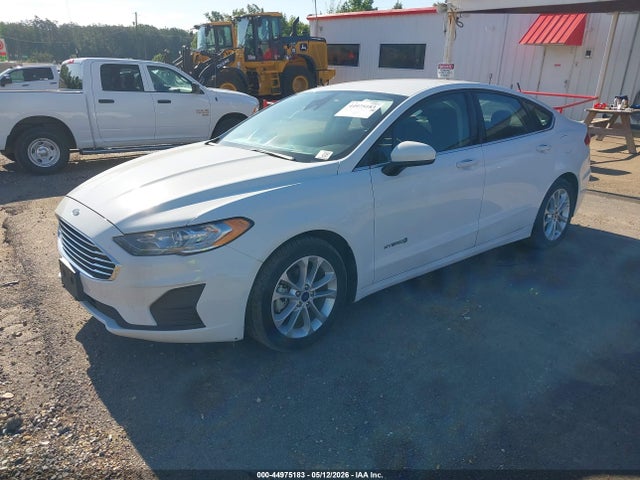 3FA6P0LUXKR274626 Ford Fusion Hybrid Se