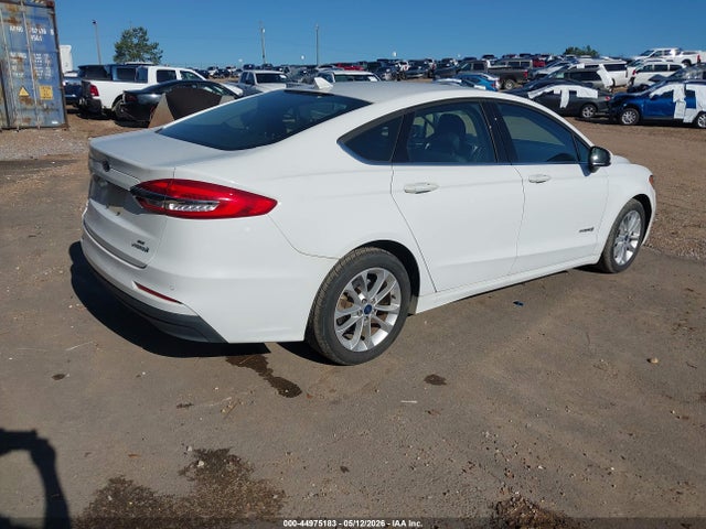 3FA6P0LUXKR274626 Ford Fusion Hybrid Se