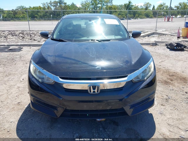 Продажа на аукционе авто 2017 Honda Civic Lx, vin: 19XFC2F52HE058100, номер лота: 44975220