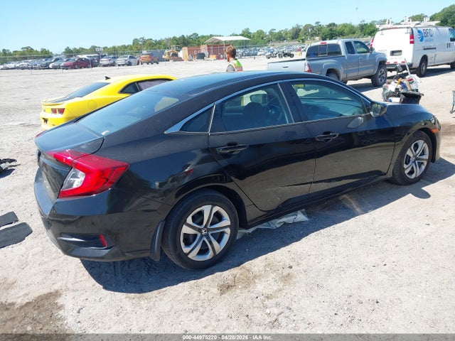 Продажа на аукционе авто 2017 Honda Civic Lx, vin: 19XFC2F52HE058100, номер лота: 44975220