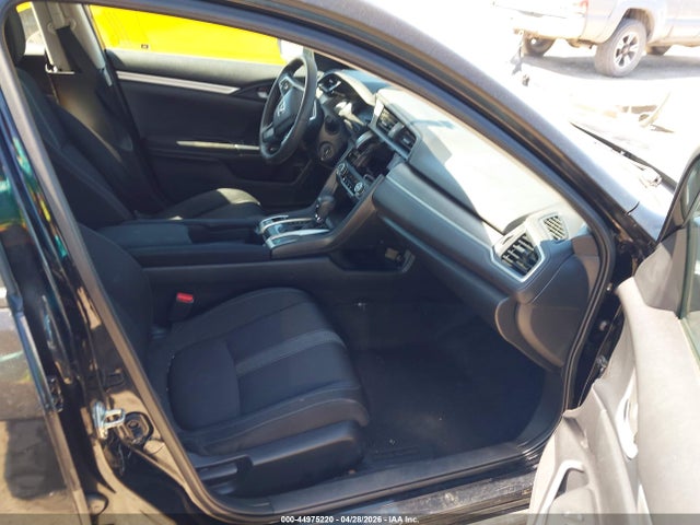 Продажа на аукционе авто 2017 Honda Civic Lx, vin: 19XFC2F52HE058100, номер лота: 44975220