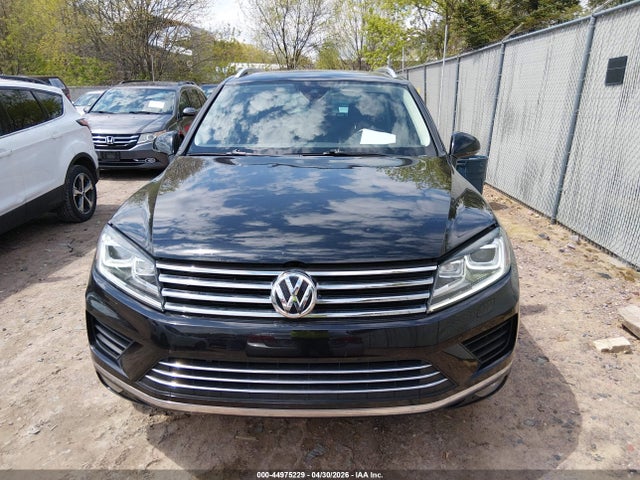 Продаж на аукціоні авто 2017 Volkswagen Touareg V6 Sport, vin: WVGEF7BP0HD005089, номер лоту: 44975229