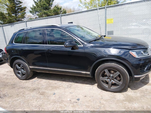 Продаж на аукціоні авто 2017 Volkswagen Touareg V6 Sport, vin: WVGEF7BP0HD005089, номер лоту: 44975229
