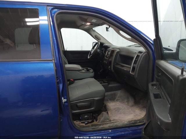 44975239 :رقم المزاد ، 3C6TR5CT2JG204678 vin ، 2018 Ram 2500 Tradesman  4x4 6'4 Box مزاد بيع