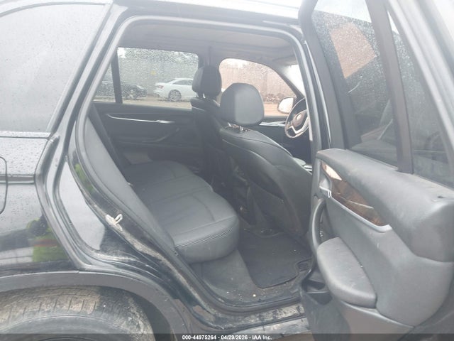 44975264 :رقم المزاد ، 5UXKR0C53G0P24697 vin ، 2016 Bmw X5 Xdrive35i مزاد بيع