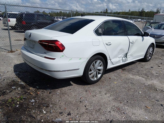 Продаж на аукціоні авто 2018 Volkswagen Passat 2.0t Se, vin: 1VWBA7A33JC033806, номер лоту: 44975286