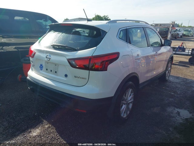 2017 Nissan Rogue Sport Sv მანქანა იყიდება აუქციონზე, vin: JN1BJ1CR6HW139678, აუქციონის ნომერი: 44975288