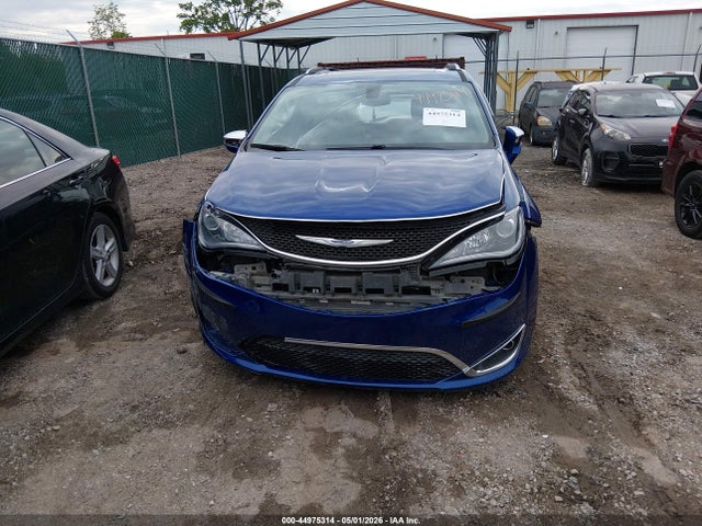 2020 Chrysler Pacifica Limited მანქანა იყიდება აუქციონზე, vin: 2C4RC1GG7LR184175, აუქციონის ნომერი: 44975314