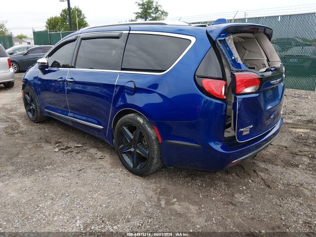 2020 Chrysler Pacifica Limited მანქანა იყიდება აუქციონზე, vin: 2C4RC1GG7LR184175, აუქციონის ნომერი: 44975314