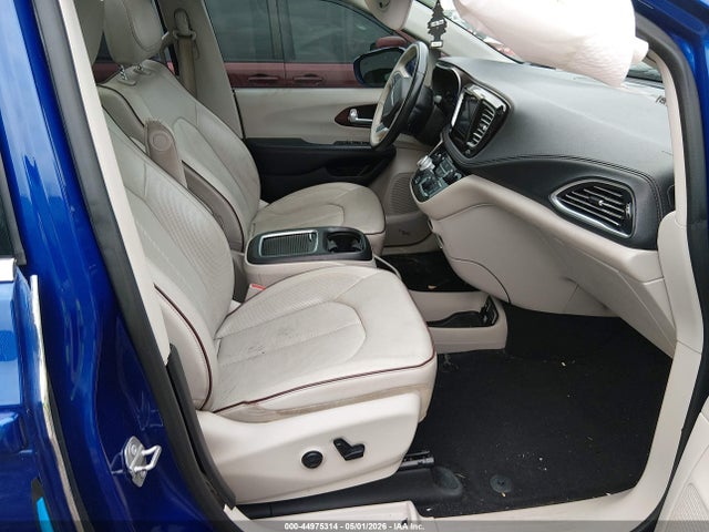 2020 Chrysler Pacifica Limited მანქანა იყიდება აუქციონზე, vin: 2C4RC1GG7LR184175, აუქციონის ნომერი: 44975314